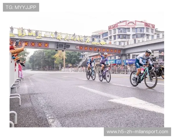 2025中国公路自行车公开赛(眉山彭山站)在四川眉山鸣笛开赛,四川公路车比赛 2025中国公路自行车公开赛(眉山彭山站)在四川眉山鸣笛开赛,四川公路车比赛