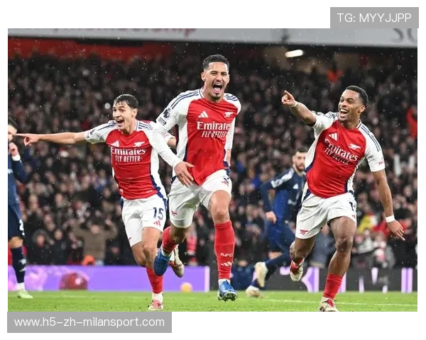 主帅亲自督导定位球训练,角球演习频率翻倍 主帅亲自督导定位球训练,角球演习频率翻倍