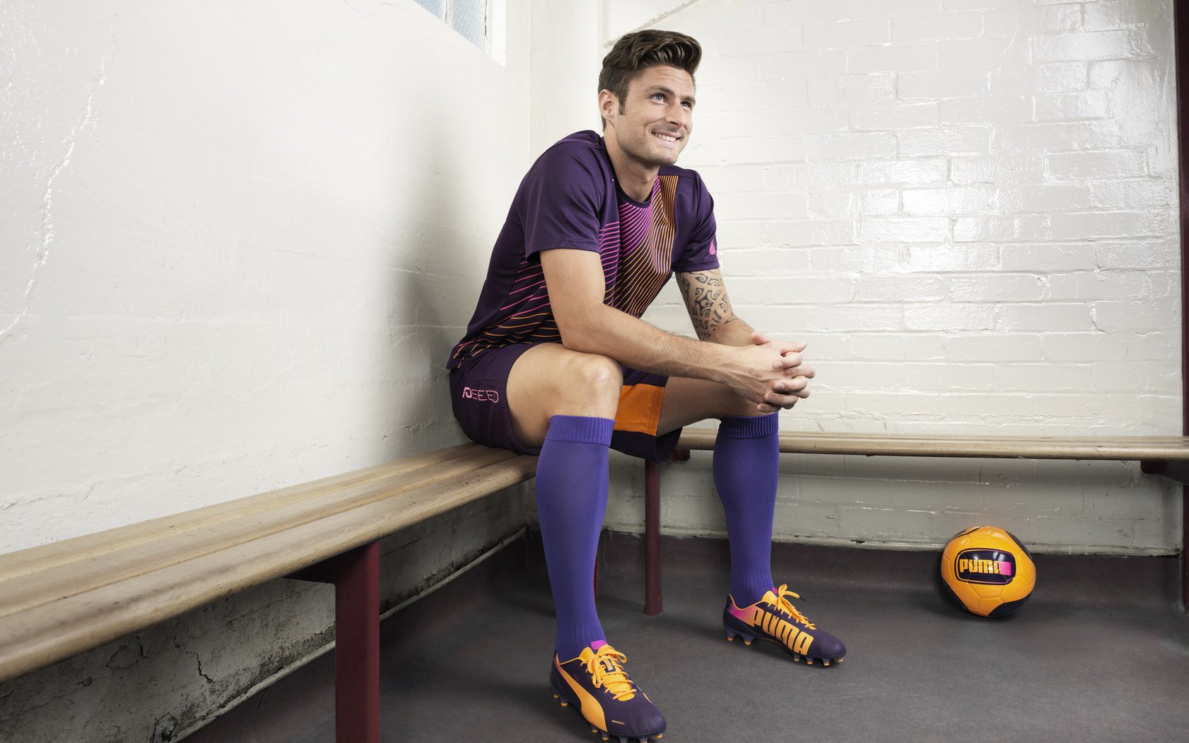 “2025世界运动会：高新区全民健身馆短柄墙球赛，引领新潮流！”